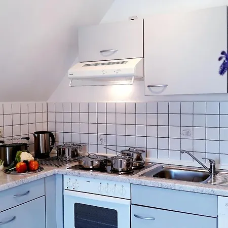 - Lehmanns Apartment